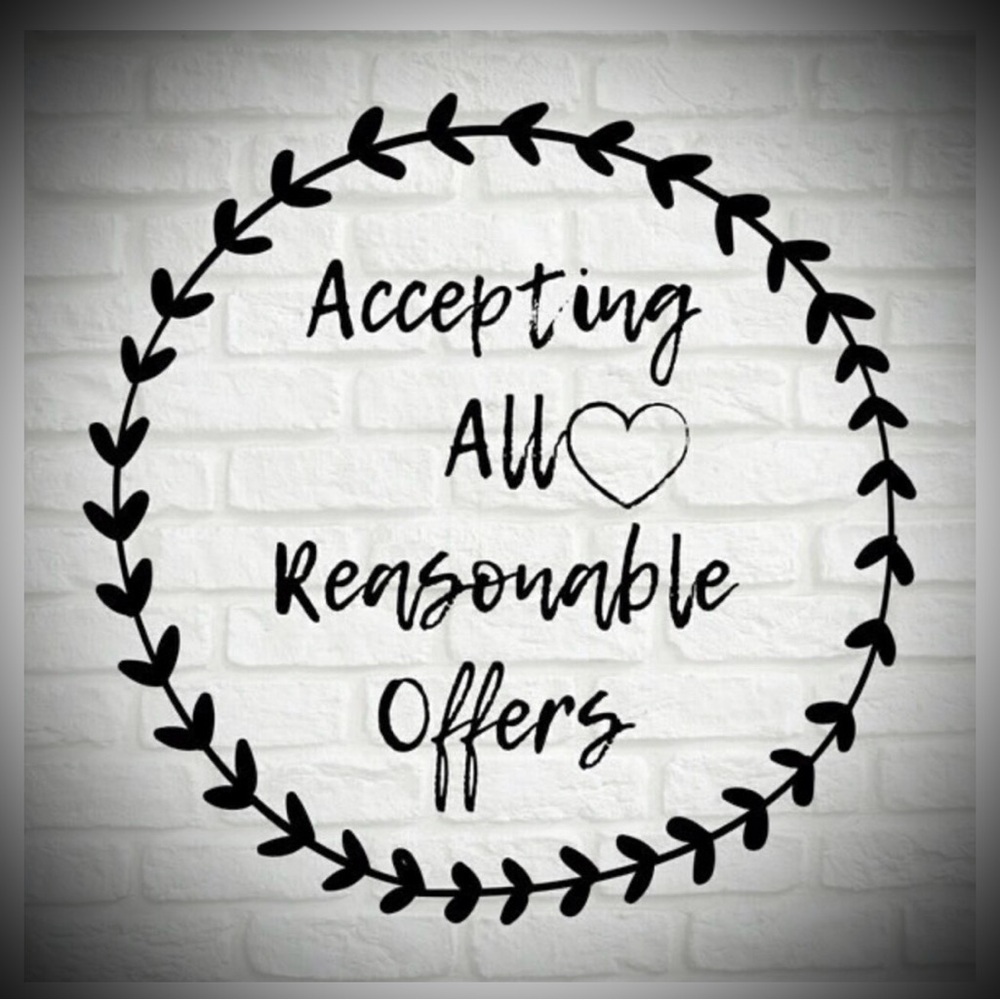 Closet clear out - send me an offer!